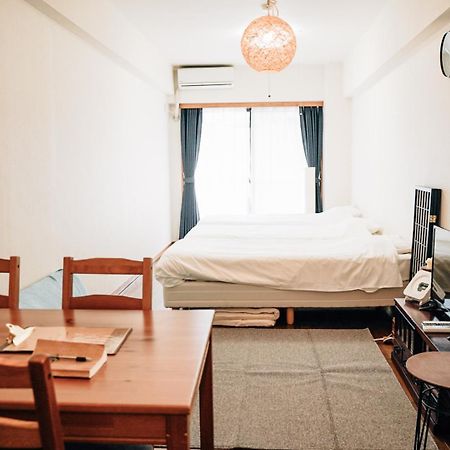 אודווארה Tipy Records Inn Room מראה חיצוני תמונה