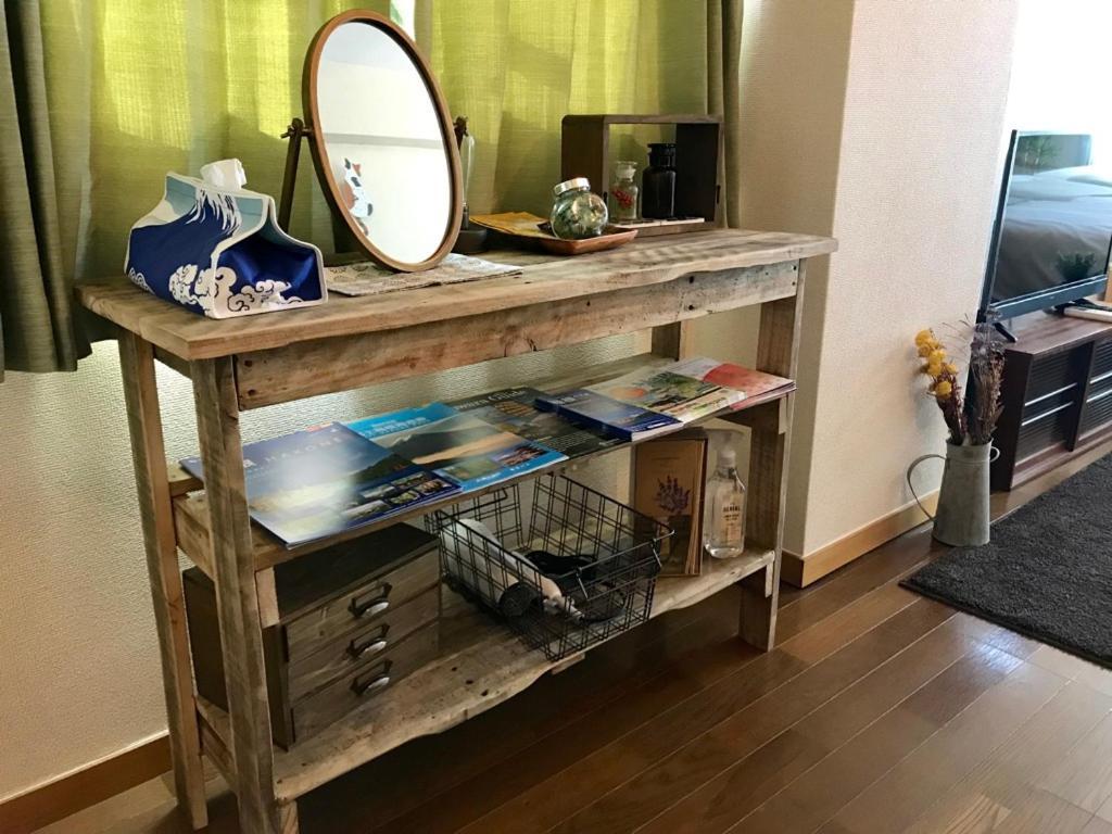 אודווארה Tipy Records Inn Room מראה חיצוני תמונה