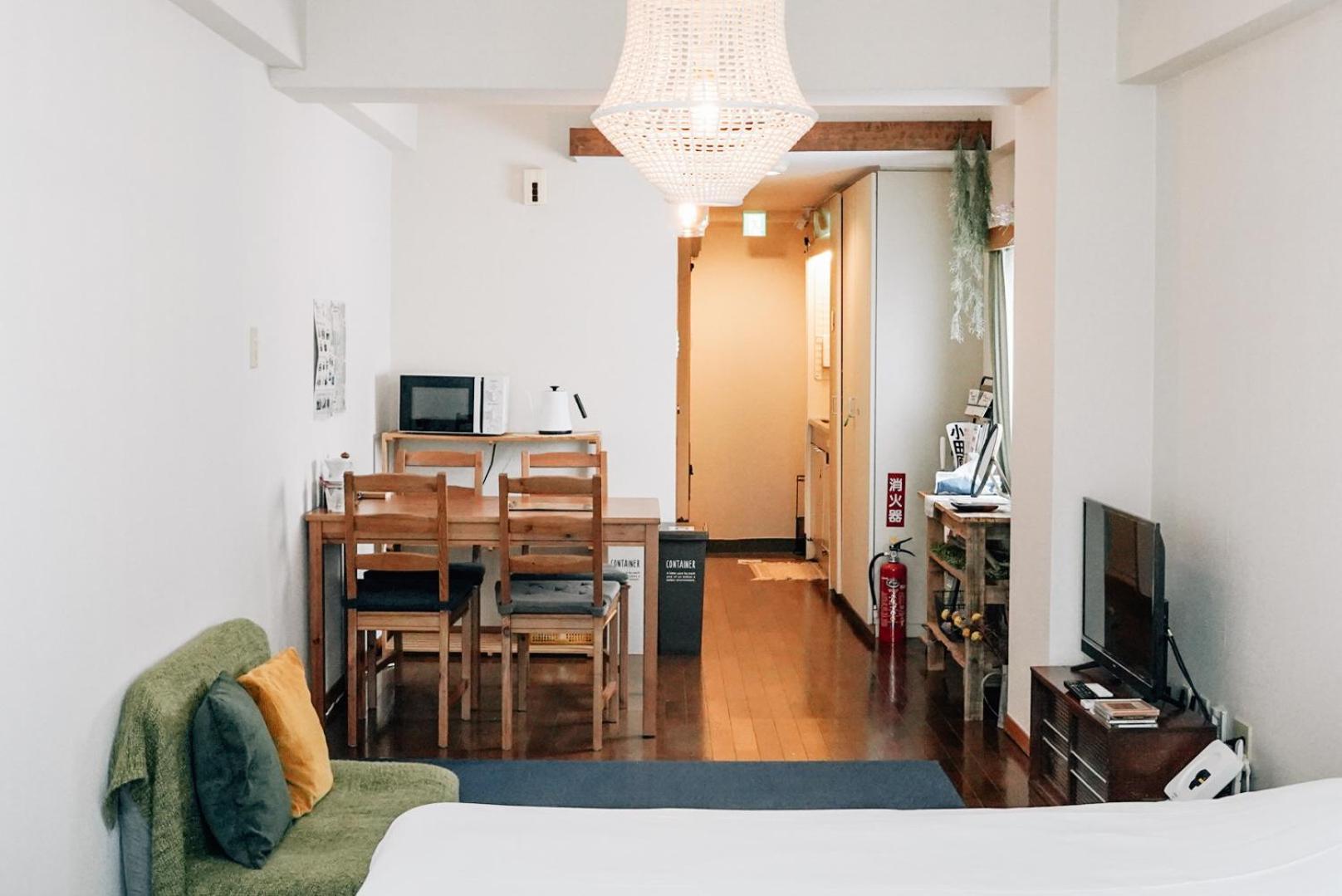 אודווארה Tipy Records Inn Room מראה חיצוני תמונה