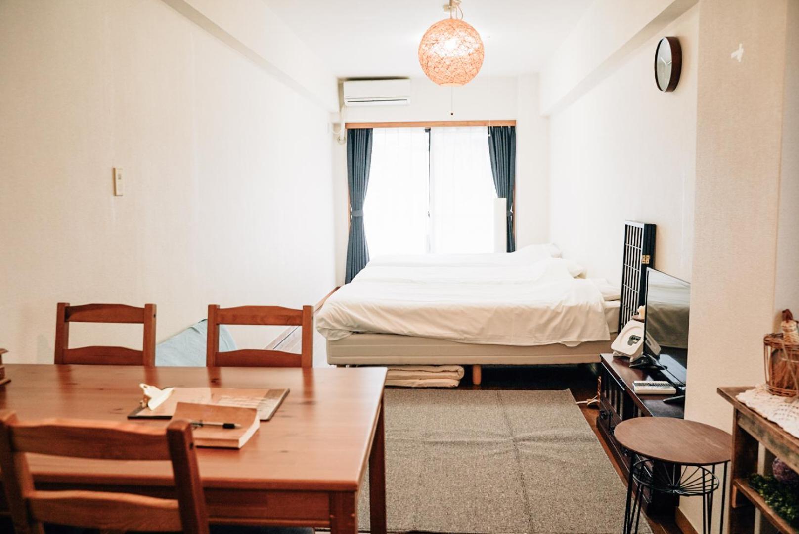 אודווארה Tipy Records Inn Room מראה חיצוני תמונה